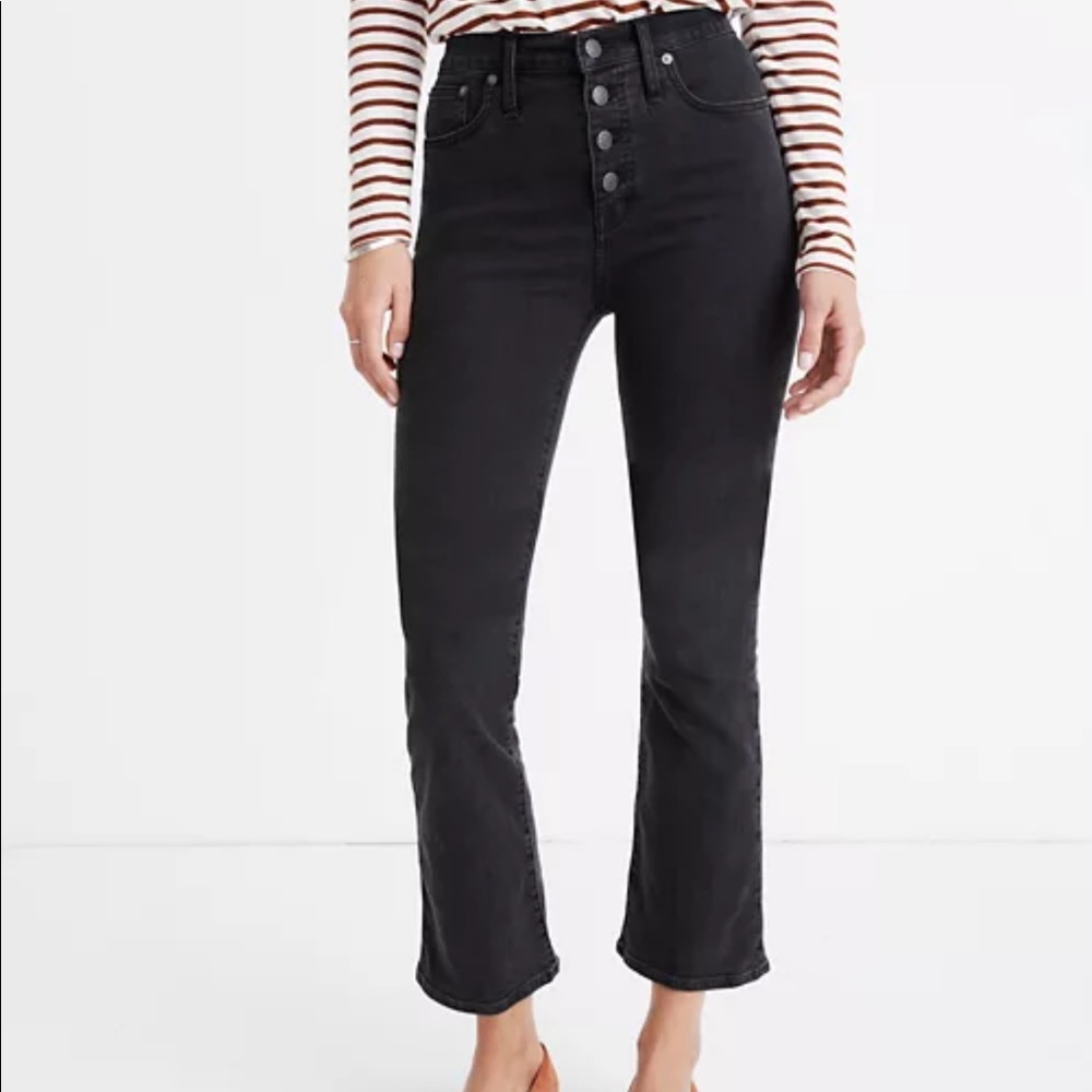 Cali Demi-Boot Jeans in Bellspring Wash: Button-Front Edition